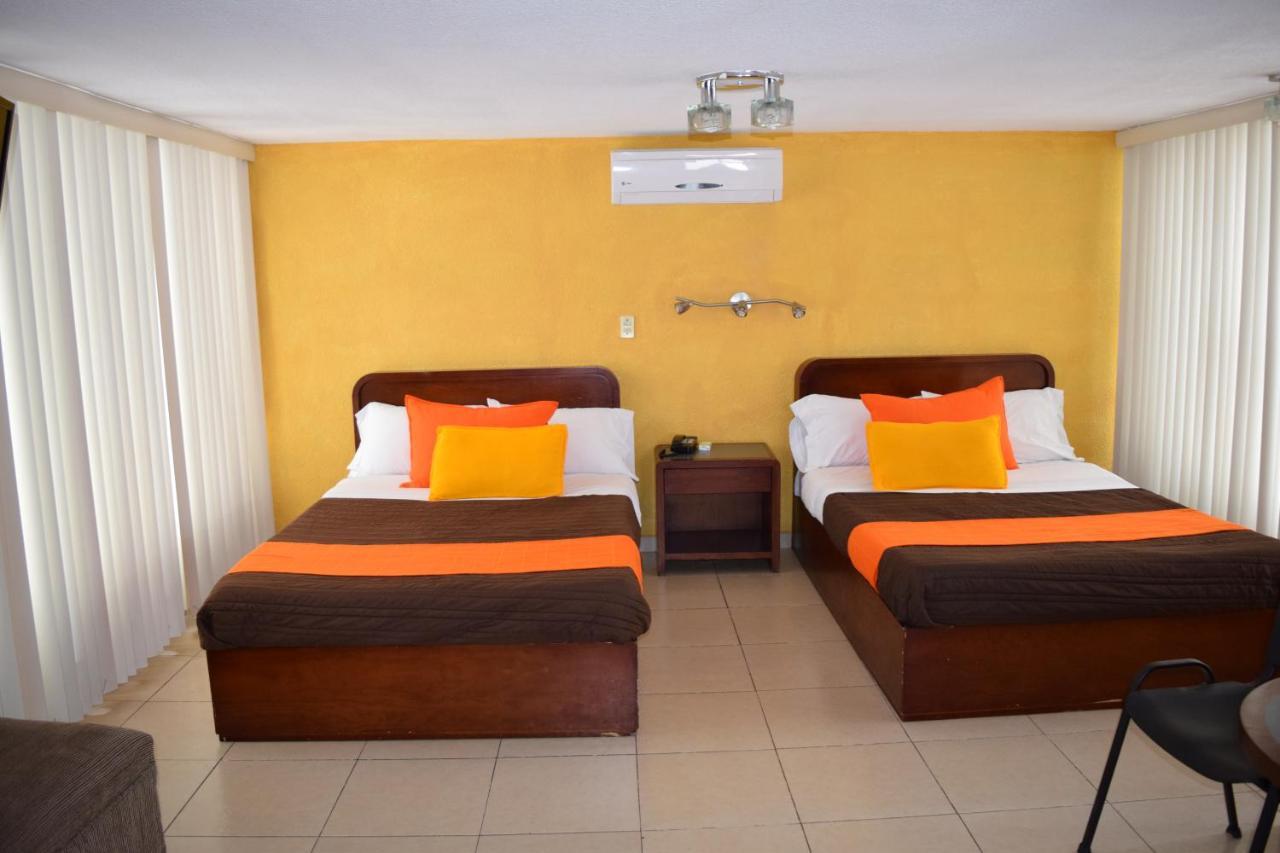 Hotel Santa Lucia Del Bosque サン・ルイス・ポトシ エクステリア 写真