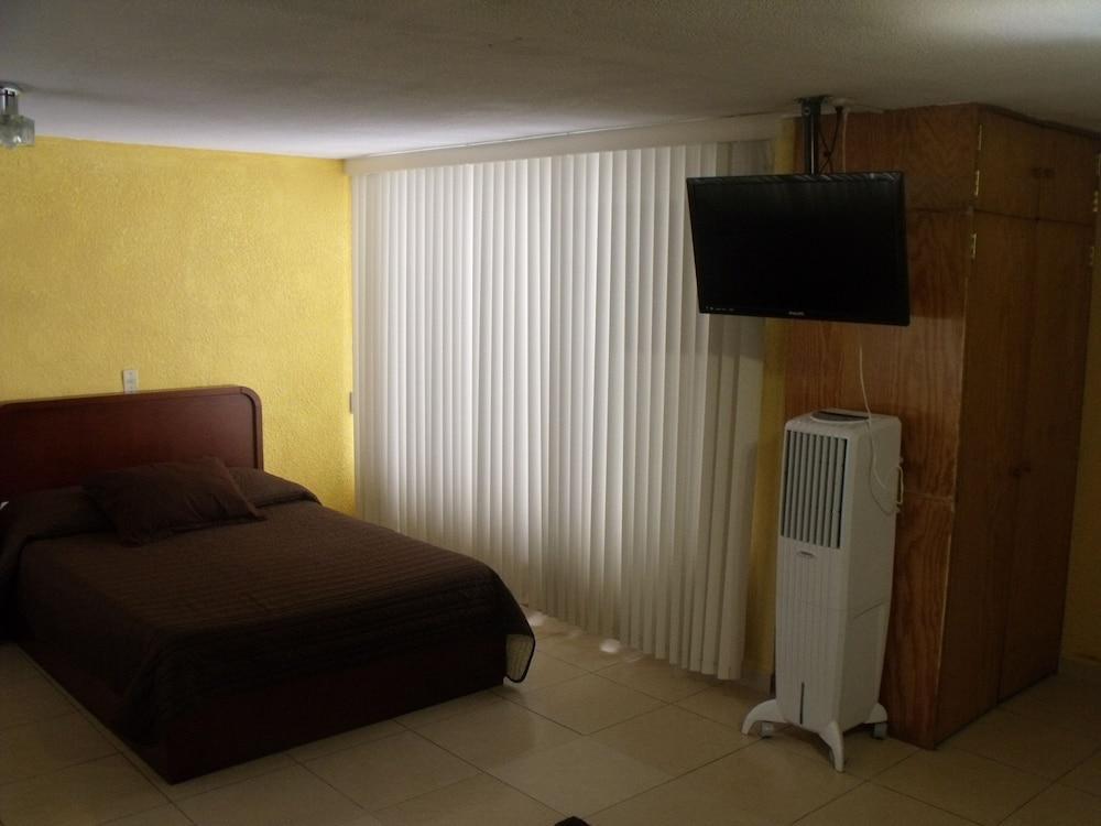Hotel Santa Lucia Del Bosque サン・ルイス・ポトシ エクステリア 写真